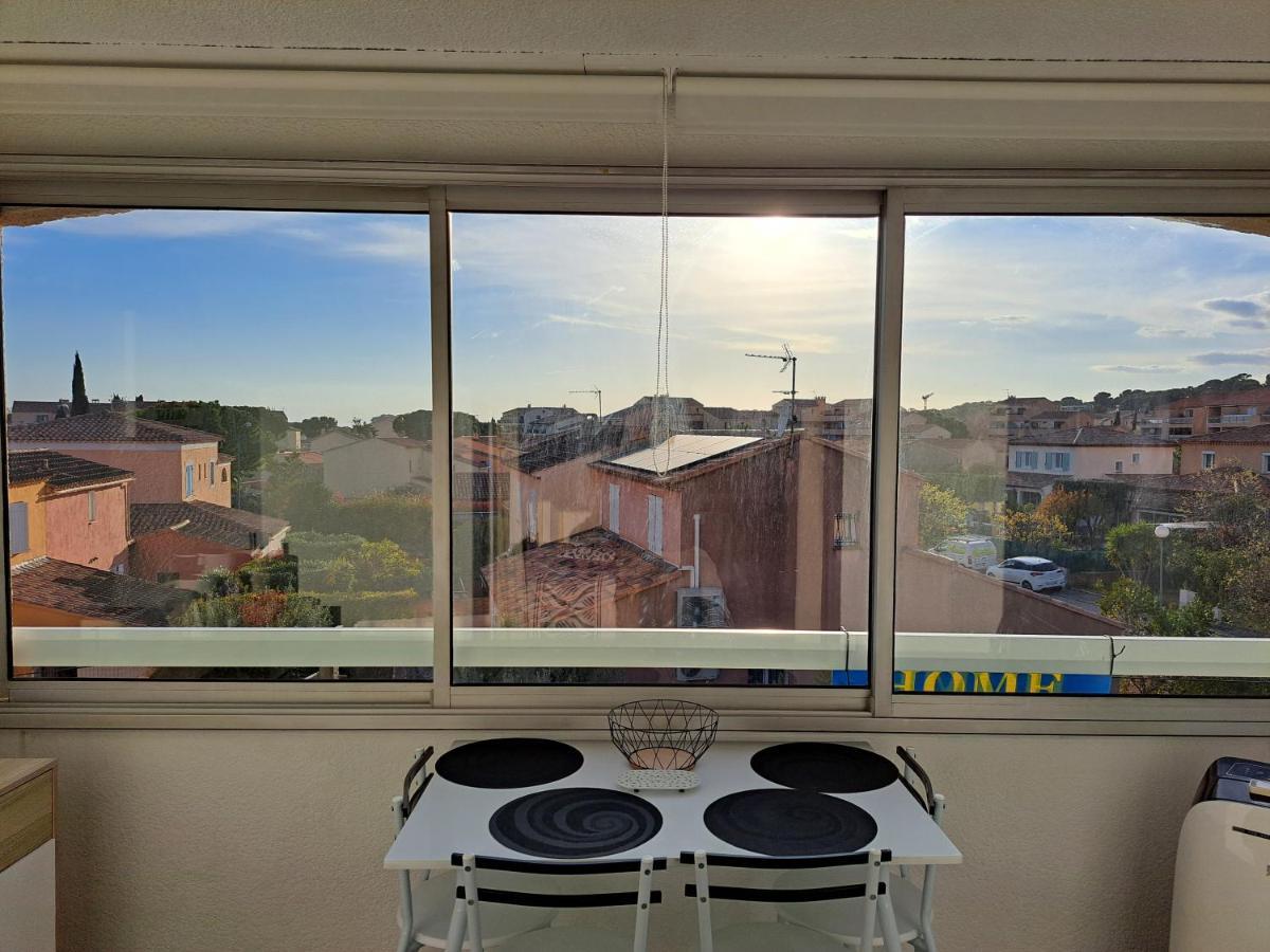 Studio Sanary-Sur-Mer Proche Gare Экстерьер фото