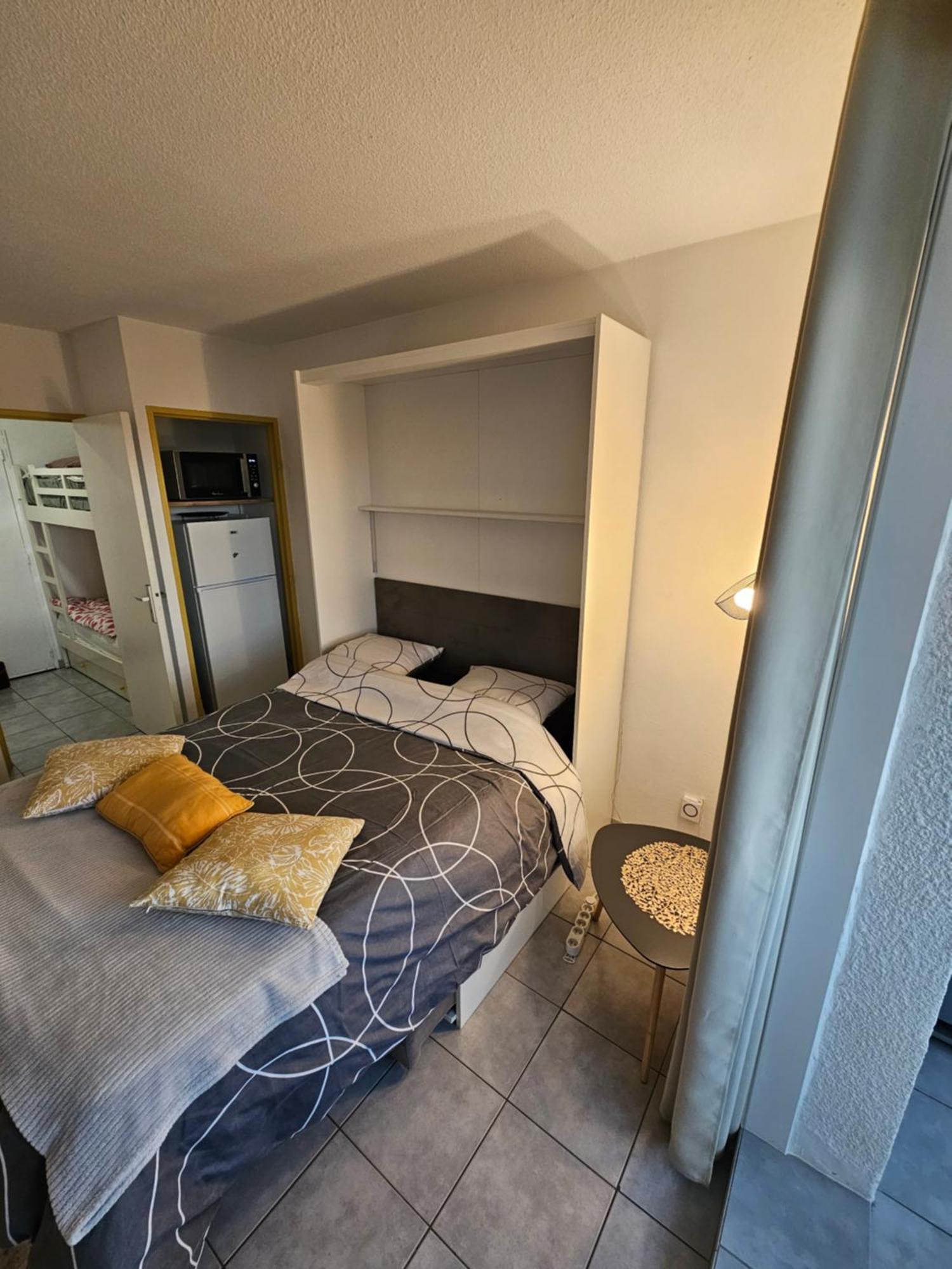 Studio Sanary-Sur-Mer Proche Gare Экстерьер фото